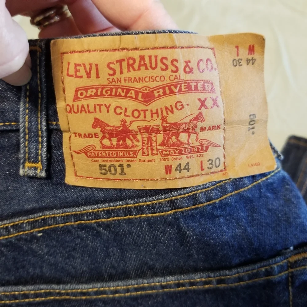 Levi's 501 Men's Jeans Straight Button Fly